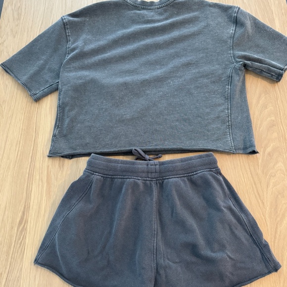 Zara - short sleeve short set - Picture 4 of 4